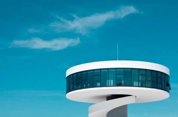 La obra con que Oscar Niemeyer celebr 103 aos de edad