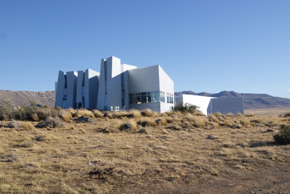 Glaciarium Museo del Hielo Patagnico / Santiago Cordeyro Arquitectos