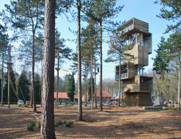 Viewing Tower, una Torre-mirador inspirada en las casitas del rbol / Ateliereen architecten
