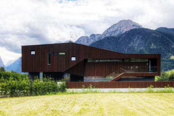 Casa cien por ciento energéticamente eficiente en los Alpes italianos