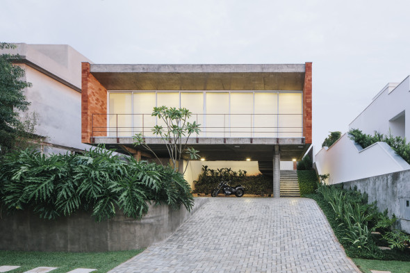 Casa Monoltica en Brasil