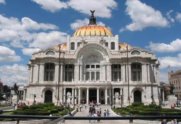 Recolectan la historia del Palacio de Bellas Artes