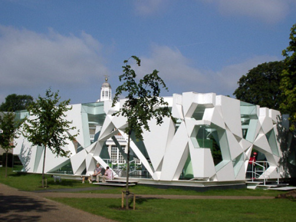 Arquitectura para el consumo, un difícil reto para el arquitecto contemporáneo