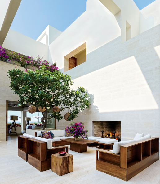 La casa diseñada por Ricardo Legorreta que George Clooney vendió en 100  millones de dólares - Noticias de Arquitectura - Buscador de Arquitectura
