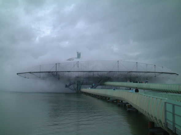 Puente de niebla 