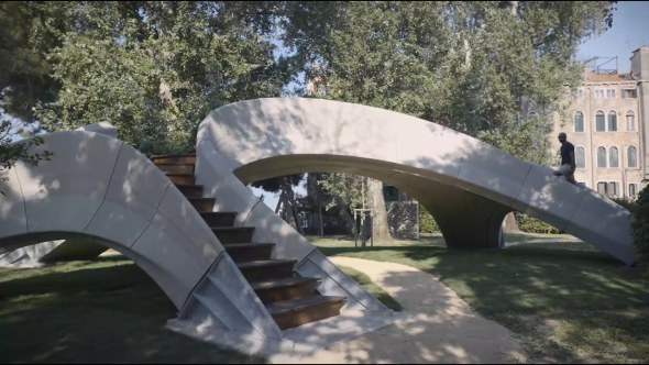 Zaha Hadid crea el primer puente impreso en 3D de concreto armado